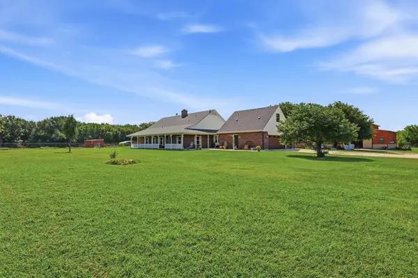 1226 County Road 243, Collinsville, TX 76233