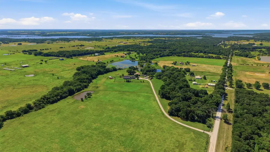1226 County Road 243, Collinsville, TX 76233 - #2