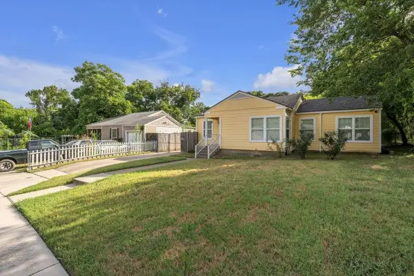 1005 W Clarence Street W, Fort Worth, TX 76117 - #3
