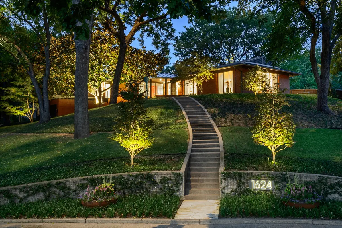 1624 Eastus Drive, Dallas, TX 75208 - #1