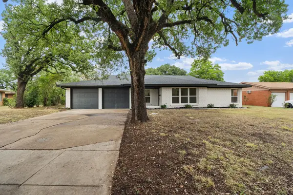 2805 Sarah Jane Lane, Fort Worth, TX 76119