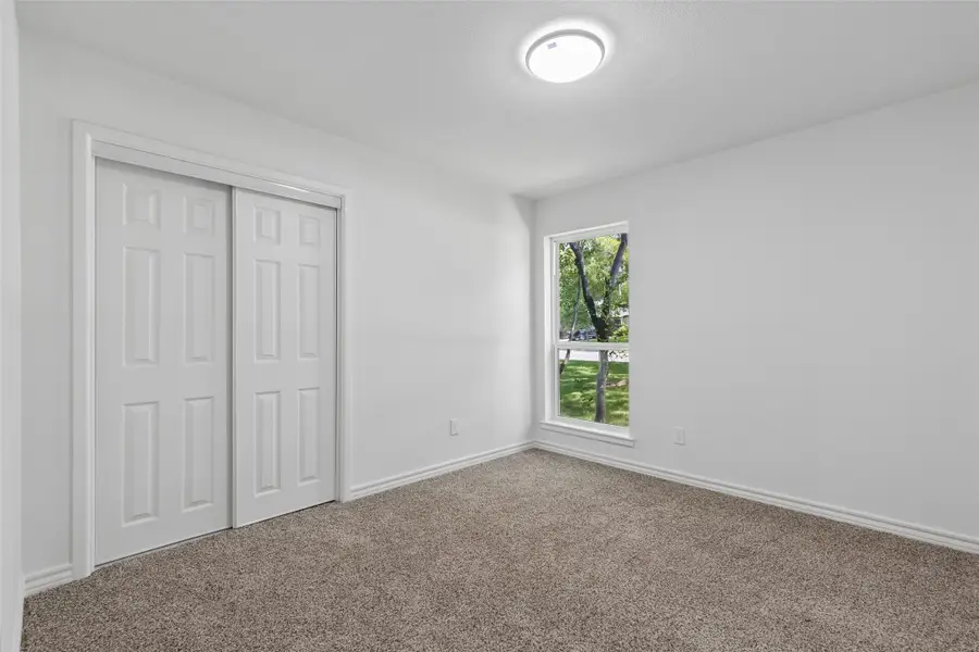 4725 Saint Lawrence Road, Fort Worth, TX 76103 - #3