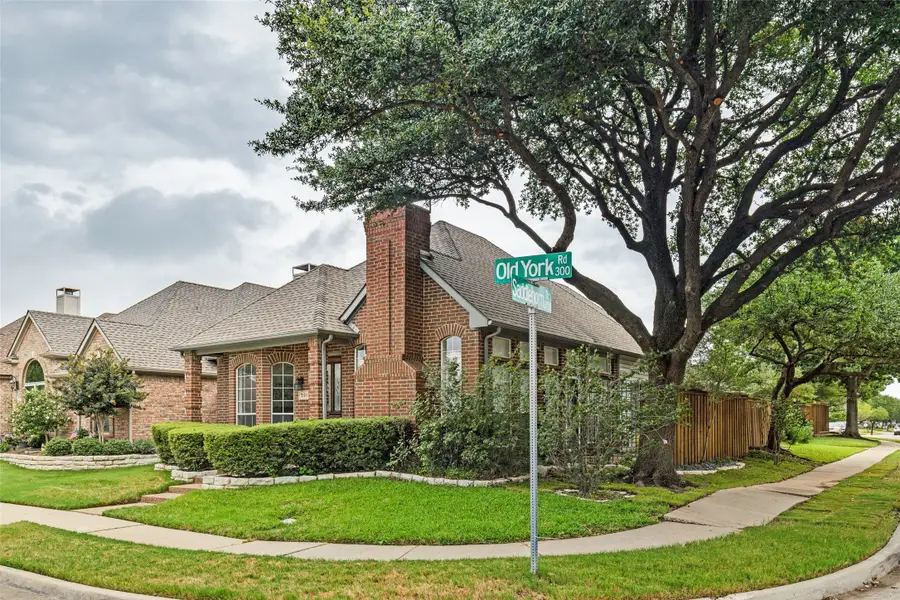 301 Old York Road, Irving, TX 75063 - #2