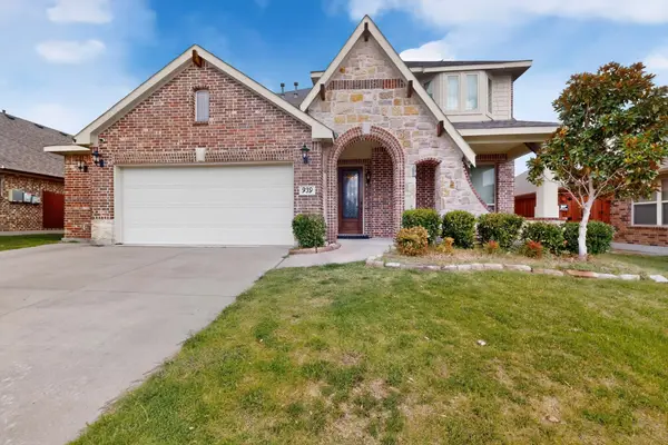939 Mangrove Drive, Fate, TX 75087
