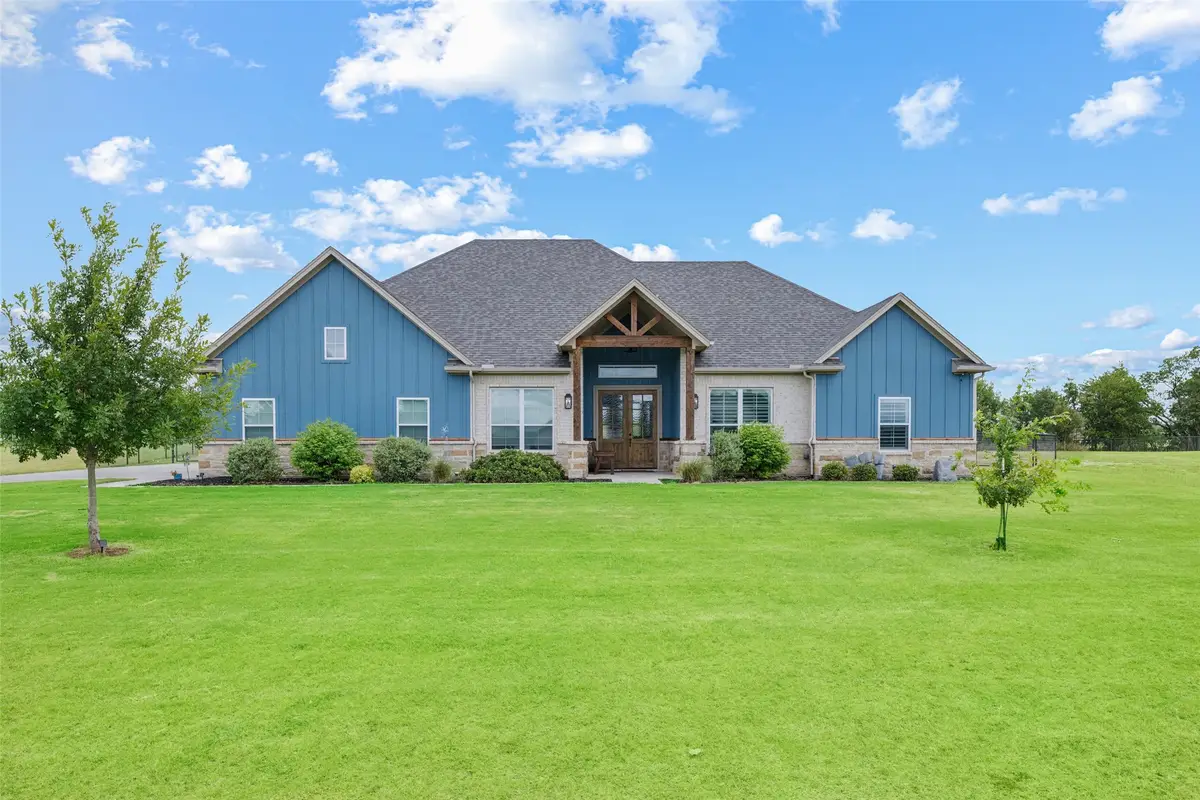 140 Clayton Crossing, Springtown, TX 76082 - #1