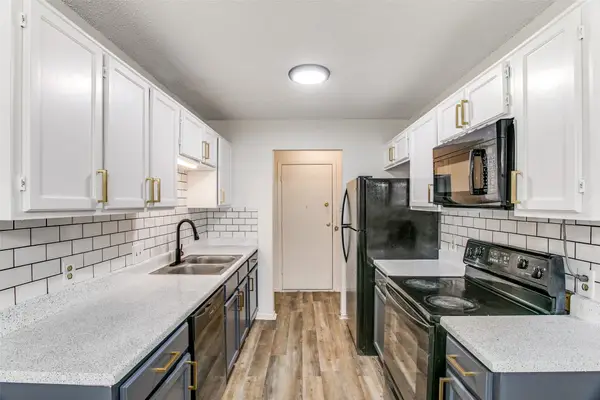 3600 Hulen Park Circle, Fort Worth, TX 76123