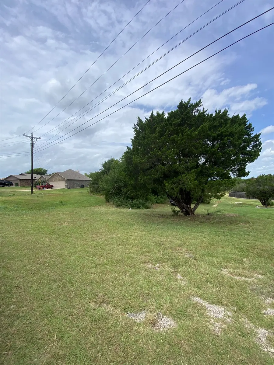 4043 Apache Circle, Granbury, TX 76048 - #2
