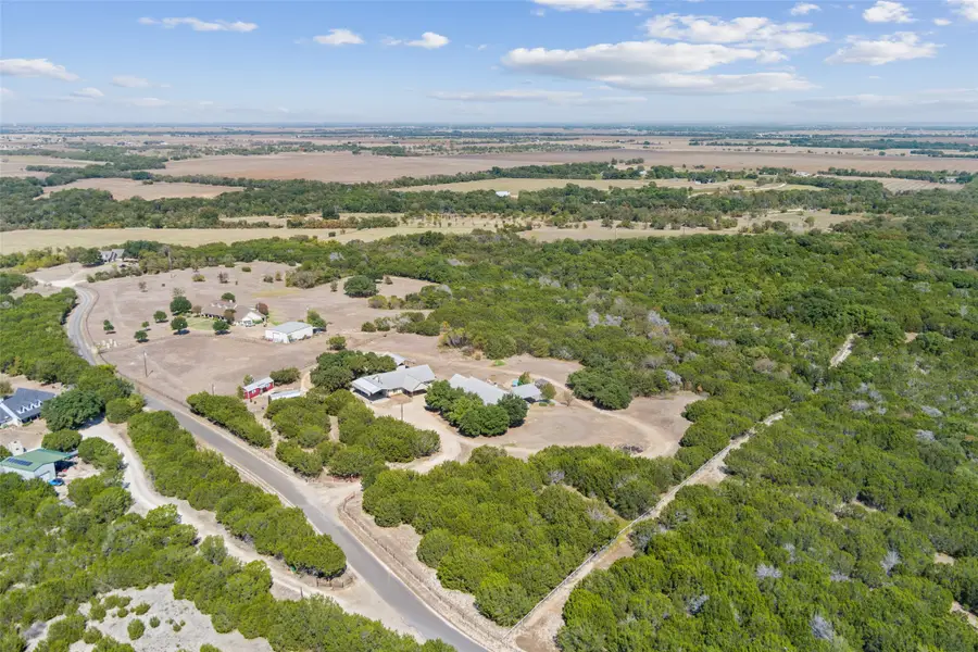 564 Sam Bass Road, McGregor, TX 76657 - #3