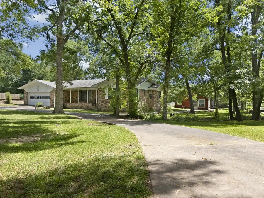 830 Layne Drive, Denison, TX 75020 - #2