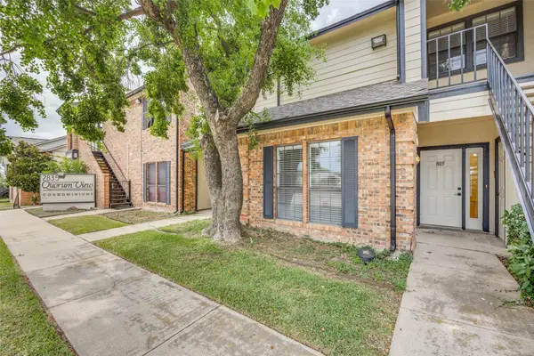 2835 Keller Springs Road #805, Carrollton, TX 75006