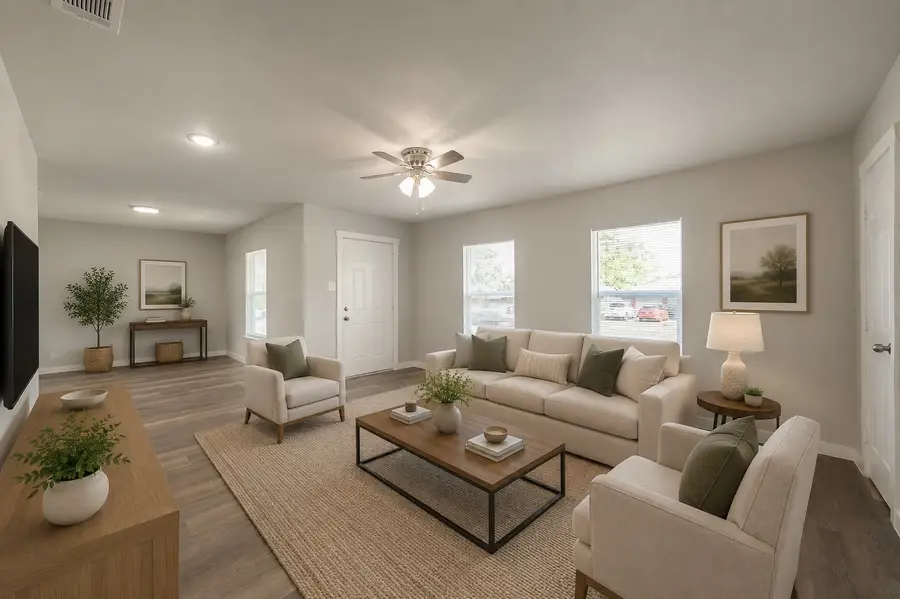 5558 Meadowbrook Drive, Fort Worth, TX 76112 - #3