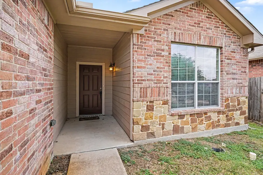8512 Cumberland Gap Drive, Fort Worth, TX 76244 - #2