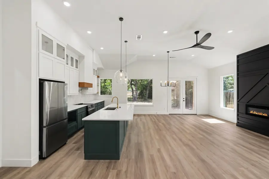 3804 De Maggio Avenue, Dallas, TX 75210 - #3