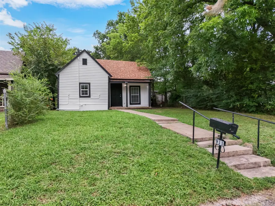911 N Branch Street, Sherman, TX 75090 - #3