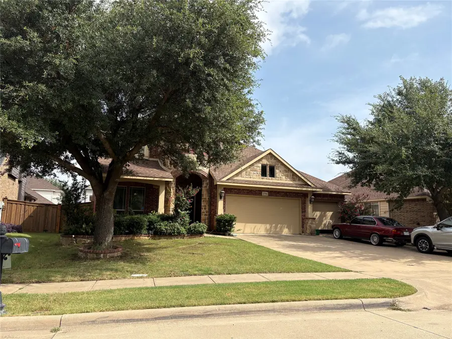 2756 Explorador, Grand Prairie, TX 75054 - #2