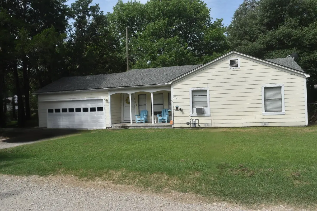1015 Winkler Street, Ennis, TX 75119 - #1