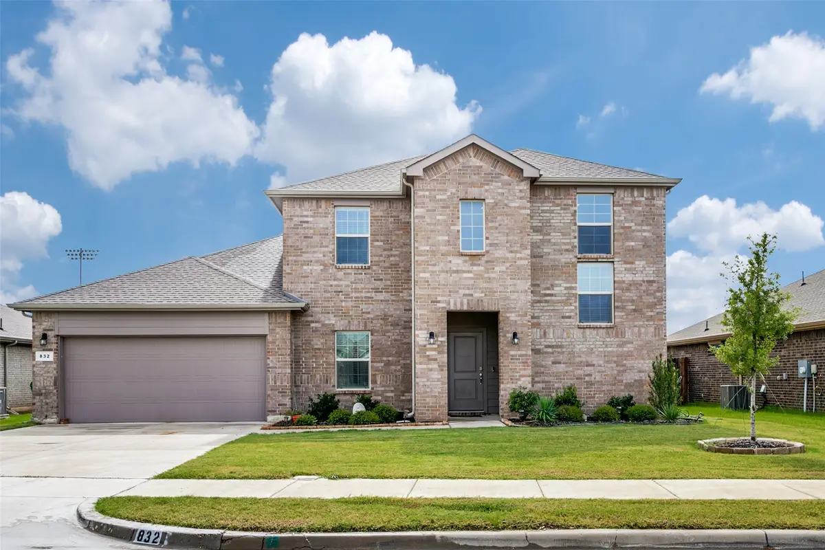 832 Alexandria Lane, Joshua, TX 76058 - #1