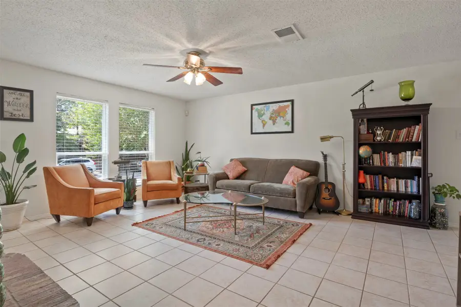 1428 Creekview Drive, Lewisville, TX 75067 - #2