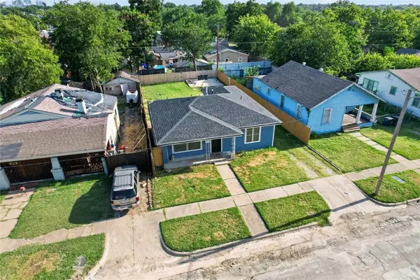 917 E Jessamine Street, Fort Worth, TX 76104
