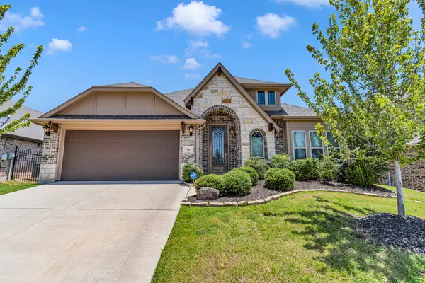 7105 Water Meadows Drive, Fort Worth, TX 76123