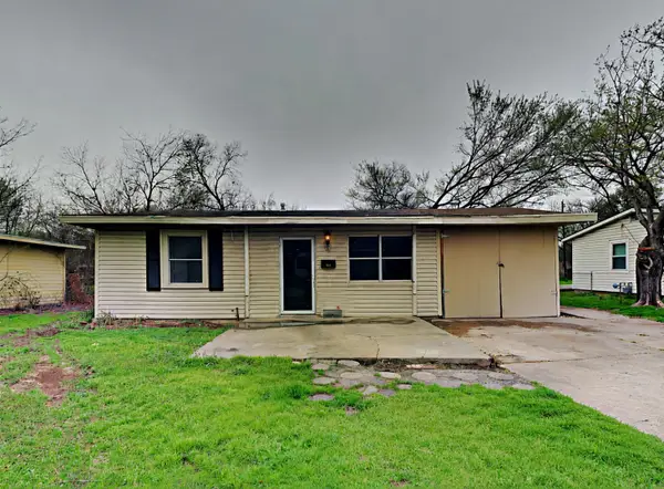 2815 Ash Park Drive, Richland Hills, TX 76118