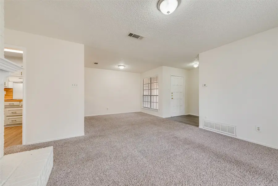 215 Silver Creek Drive, Duncanville, TX 75137 - #3