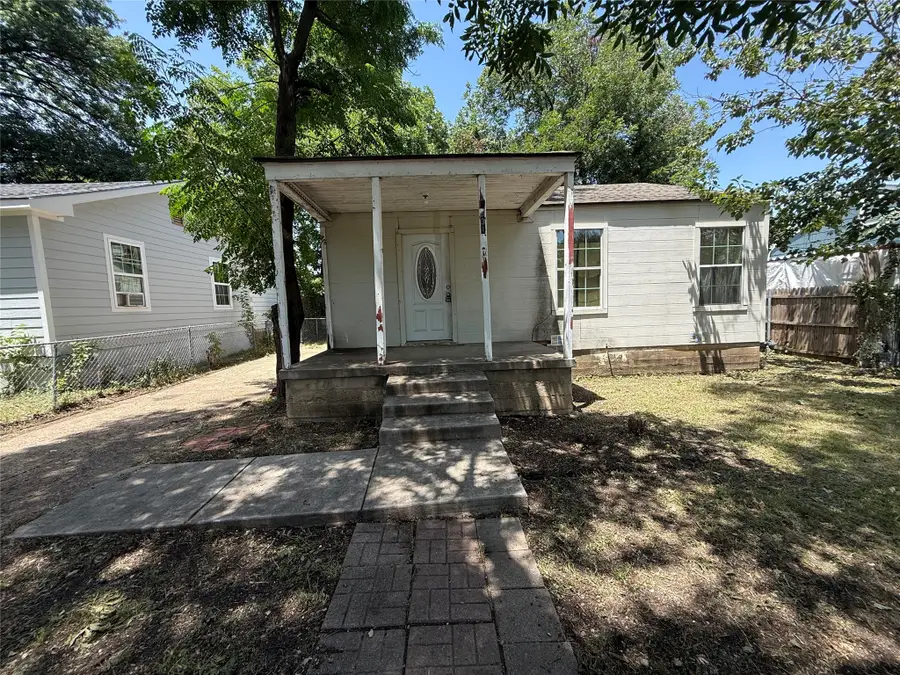 2631 Bentley Avenue, Dallas, TX 75211 - #2