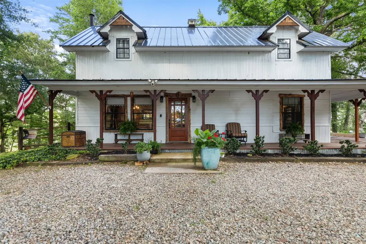 1075 An County Road 323, Palestine, TX 75803 - #1