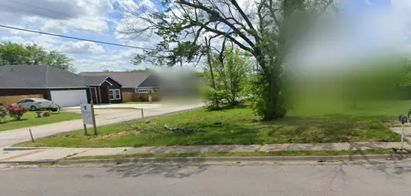 508 E Davis Avenue, Alvarado, TX 76009