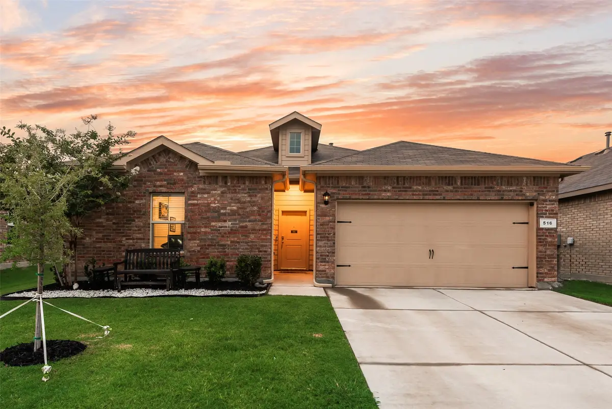 516 Drowsy Water Trail, Fort Worth, TX 76131 - #1