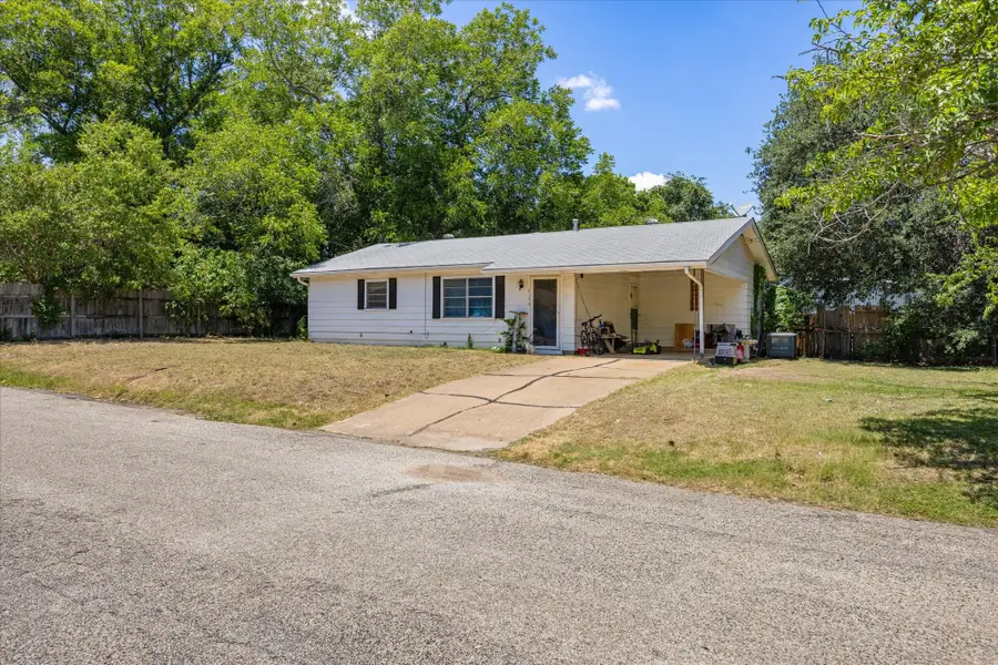 765 W Park Street, Stephenville, TX 76401 - #3