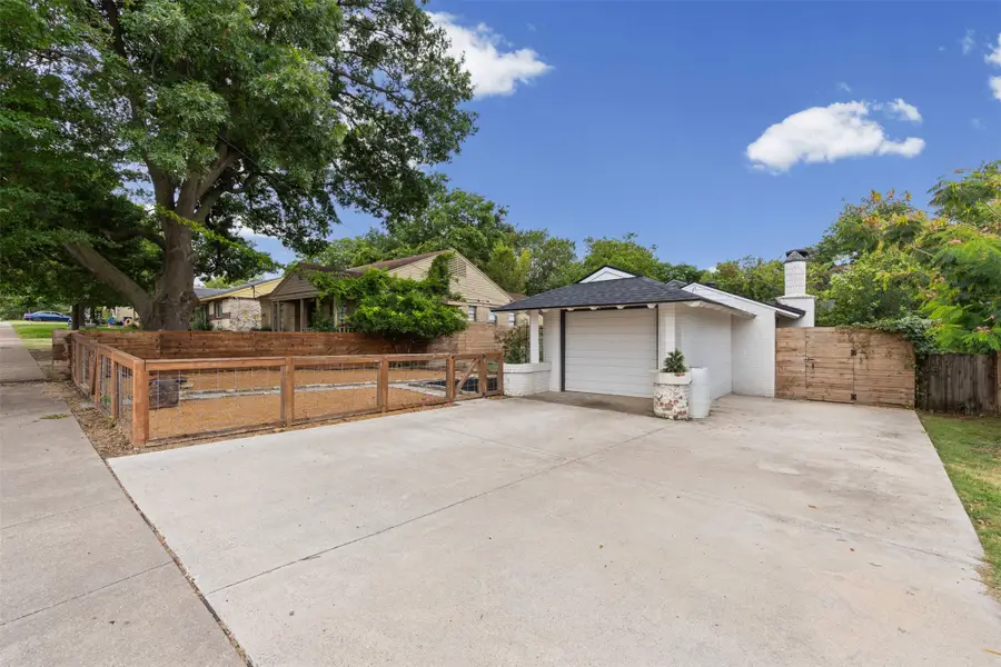 311 N Tennant Street, Dallas, TX 75208 - #2