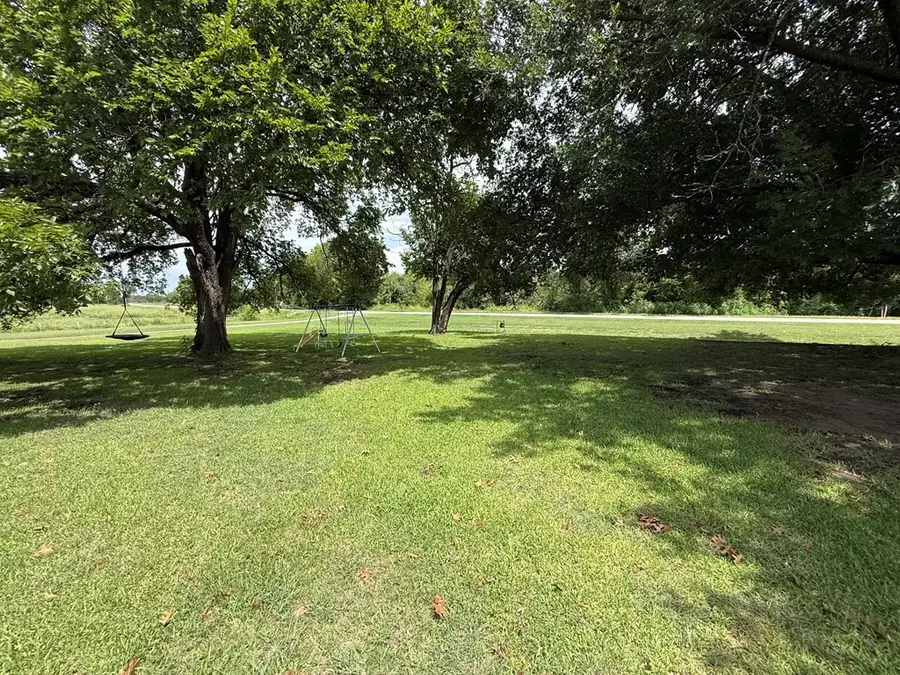 4324 W Park Row Boulevard, Corsicana, TX 75110 - #3