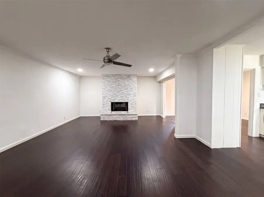 725 Ridgecrest Drive, Irving, TX 75060 - #3