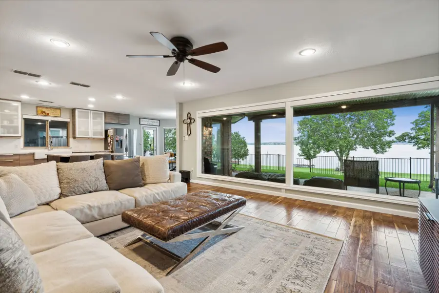 4414 Scenic Drive, Rowlett, TX 75088 - #2
