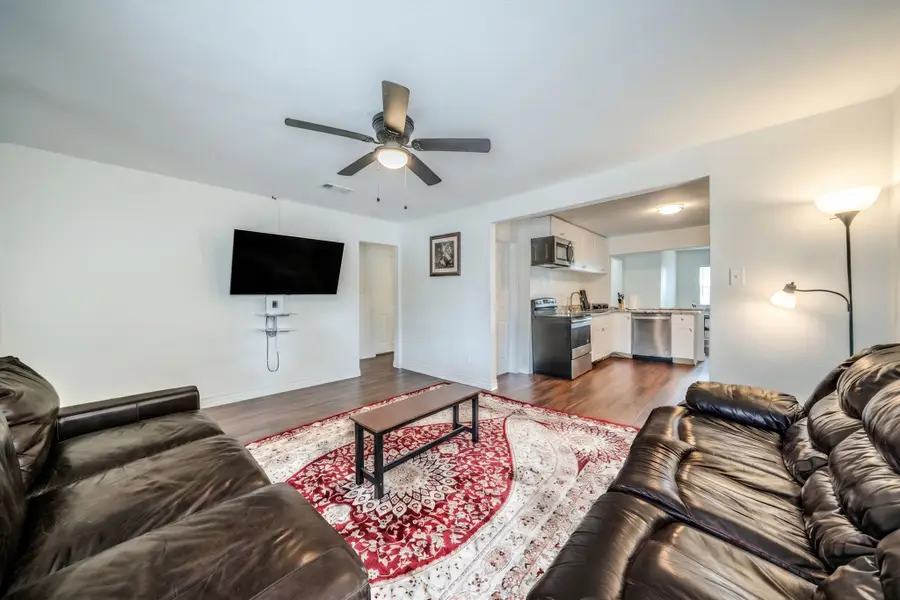 5504 Wainwright Drive, Fort Worth, TX 76112 - #3