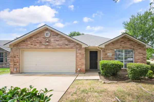 4406 Fox Meadows Lane, Mansfield, TX 76063