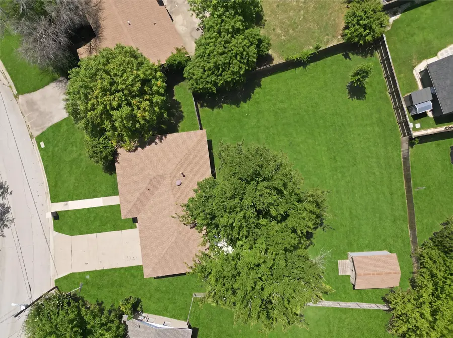 332 S Sealy Avenue, Justin, TX 76247 - #2