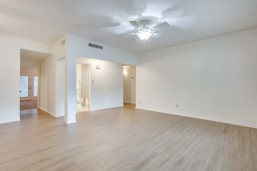 4403 S Bellaire Drive #123, Fort Worth, TX 76109 - #3