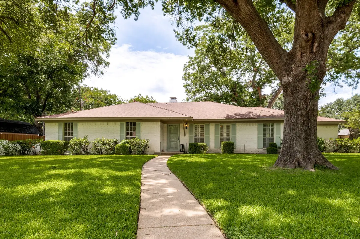 2221 Scarlet Lane, Grand Prairie, TX 75050 - #1