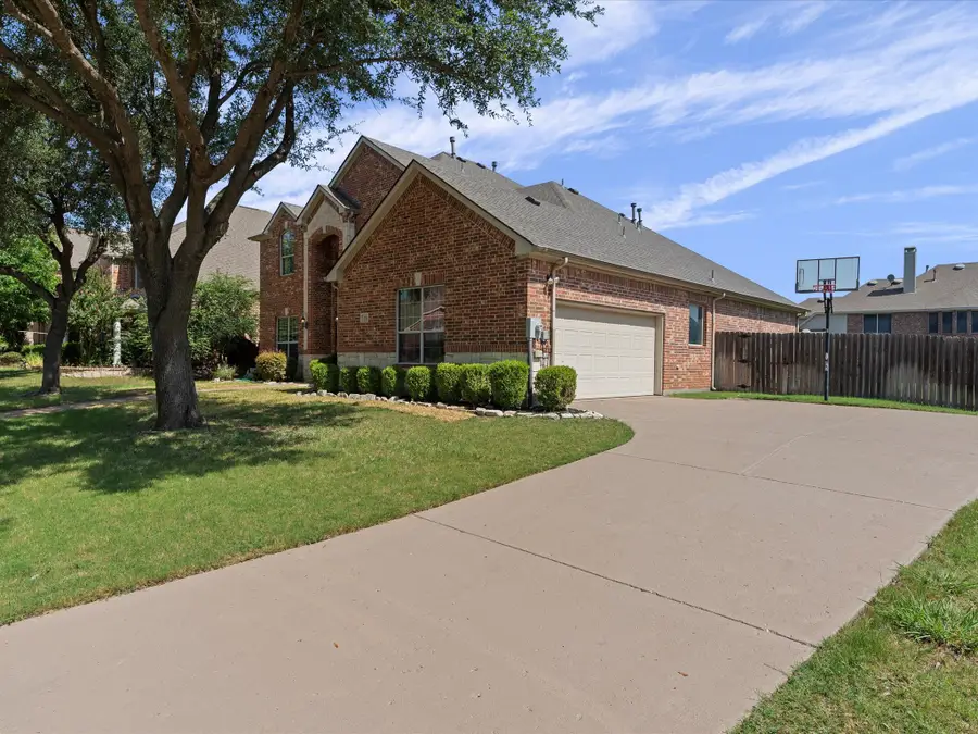 221 Westminister Avenue, Murphy, TX 75094 - #2