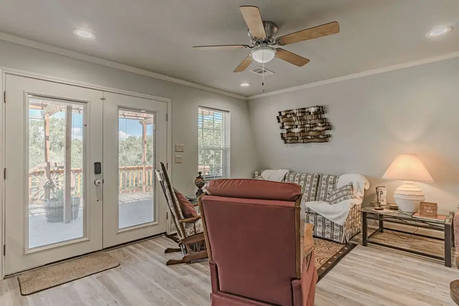 1011 Pawnee Trail, Granbury, TX 76048 - #3