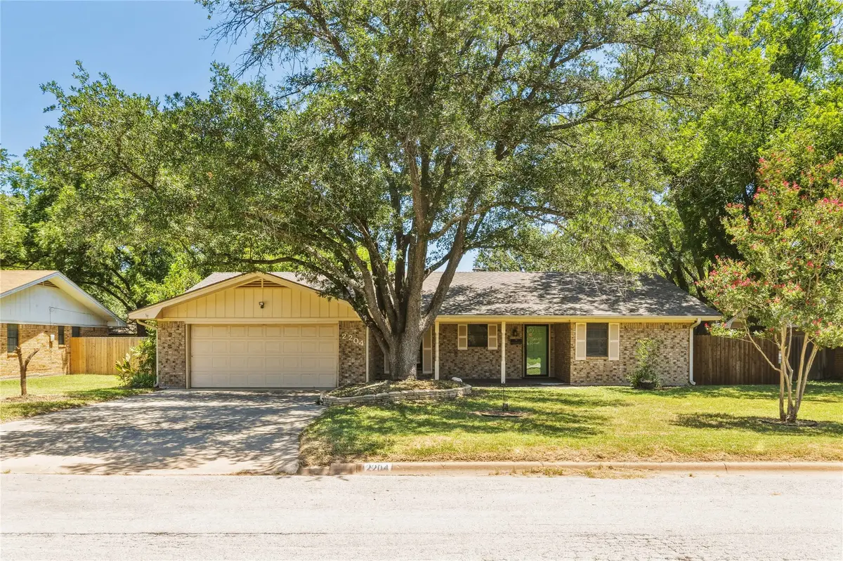 2204 10th Street, Brownwood, TX 76801 - #1