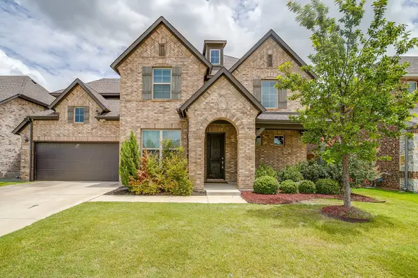 9620 Abington Avenue, Fort Worth, TX 76131