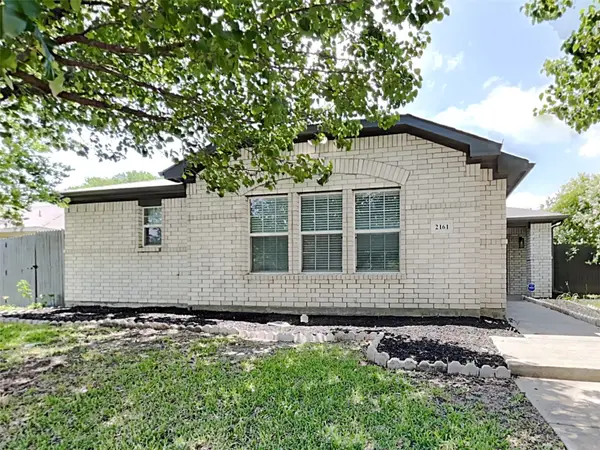2161 Lone Pecan Drive, Mesquite, TX 75181
