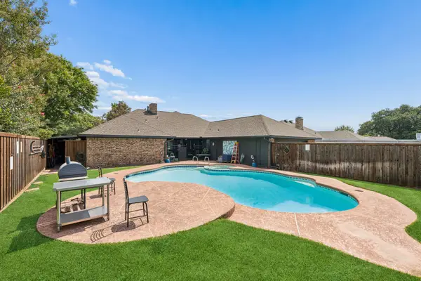 2133 Hunters Ridge, Carrollton, TX 75006