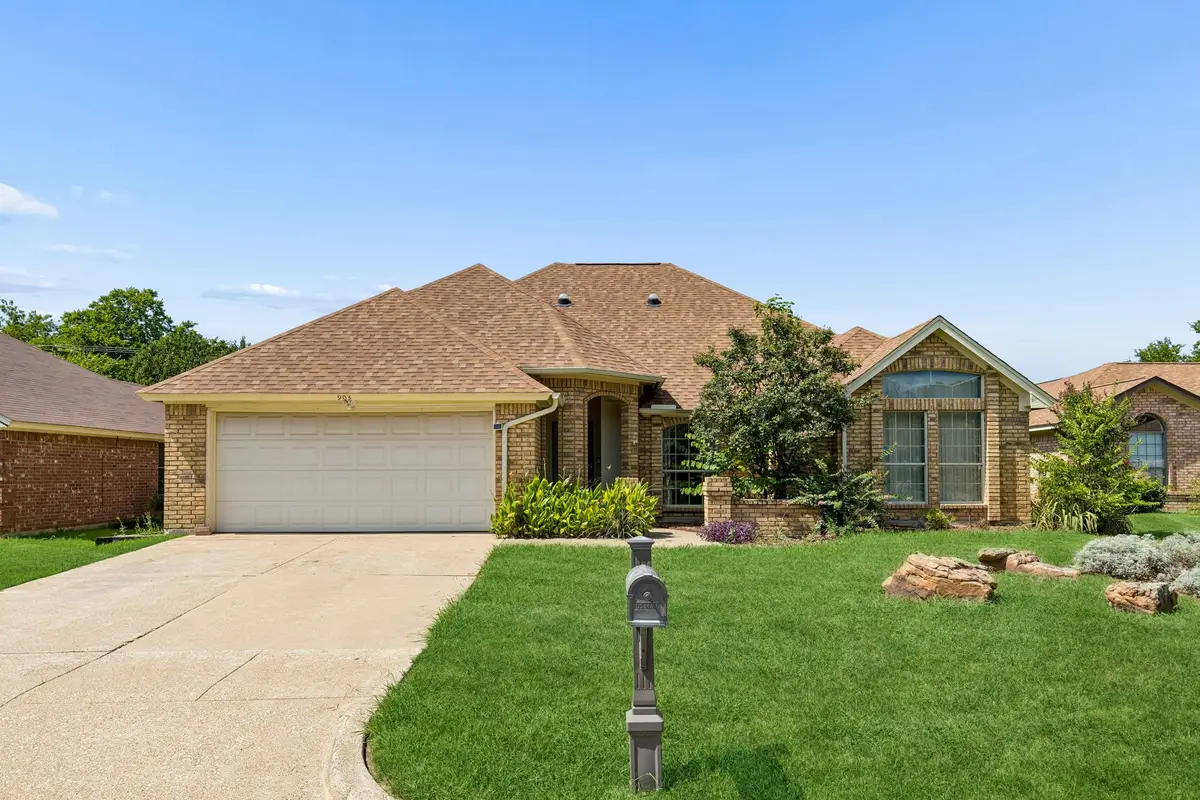 903 Wyndham Place, Arlington, TX 76017 - #1