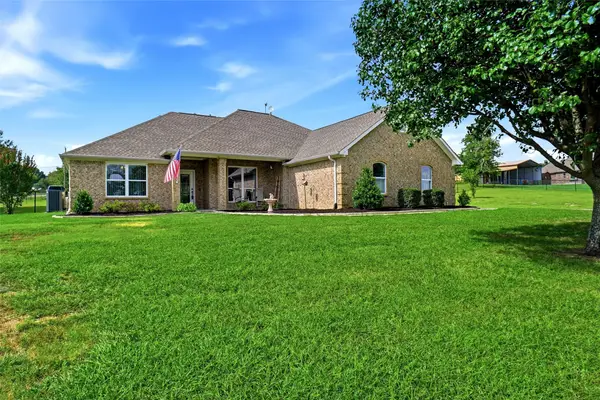 114 Bolivar Drive, Weatherford, TX 76085