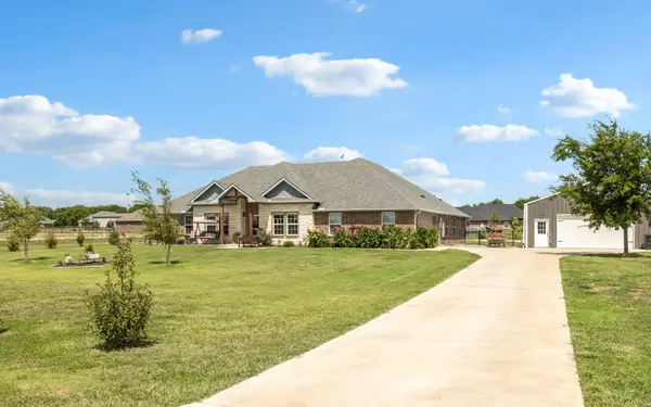 296 Hidden Meadow Trail, Leonard, TX 75452