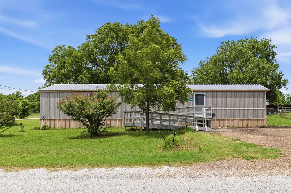 500 N Moreland Street, De Leon, TX 76444 - #1